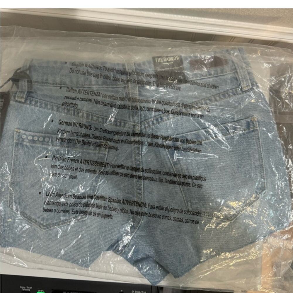 BLANK NYC NWT $68 Read My Lips Vintage High Rise Cut off Shorts Size 24 - Picture 4 of 4